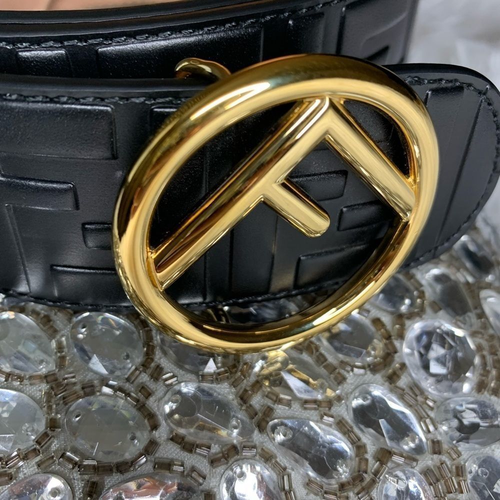 Fendi Buckle Belt.  🎉🎉🎉HOST PICK🥳🥳🥳 - Picture 2 of 16